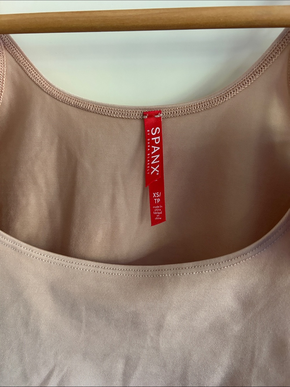 SPANX Blush Nude Shaping Cami Tank Top size XS - Picture 3 of 4